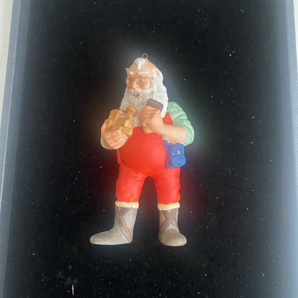 Hallmark Santa Ornament On the Right Track 1986 Signed P. Dutkin no box - Picture 2 of 4